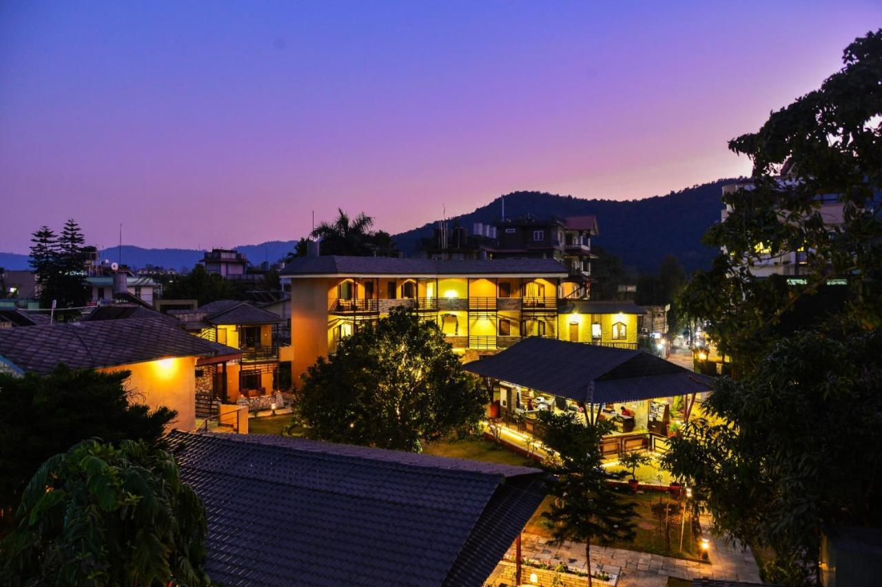 The Lakeside Retreat Resort & Spa By Best Resort Nepal Pokhara Bagian luar foto