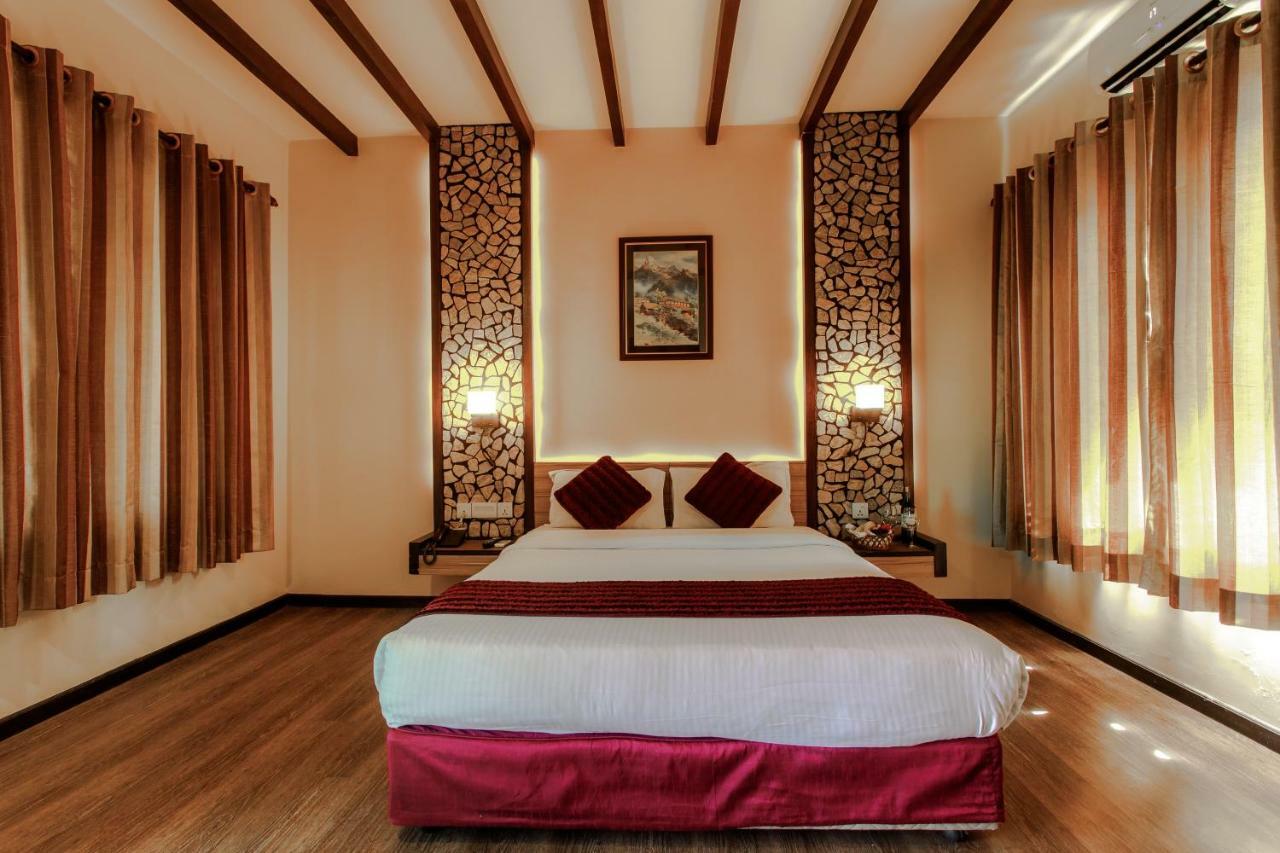 The Lakeside Retreat Resort & Spa By Best Resort Nepal Pokhara Bagian luar foto