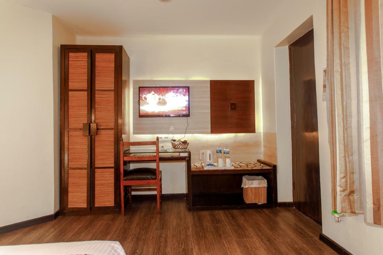 The Lakeside Retreat Resort & Spa By Best Resort Nepal Pokhara Bagian luar foto