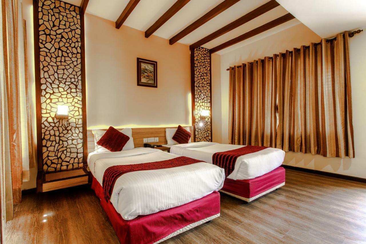 The Lakeside Retreat Resort & Spa By Best Resort Nepal Pokhara Bagian luar foto