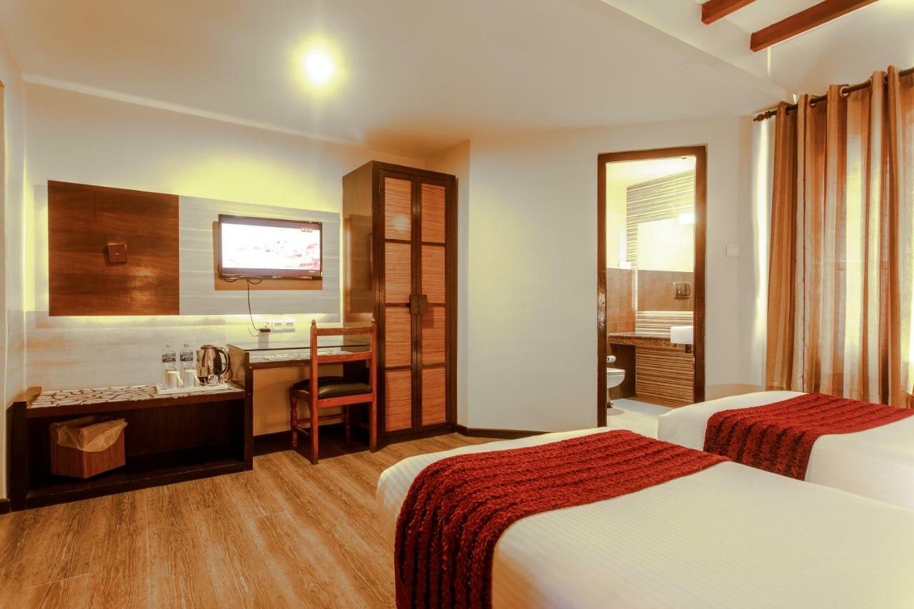 The Lakeside Retreat Resort & Spa By Best Resort Nepal Pokhara Bagian luar foto