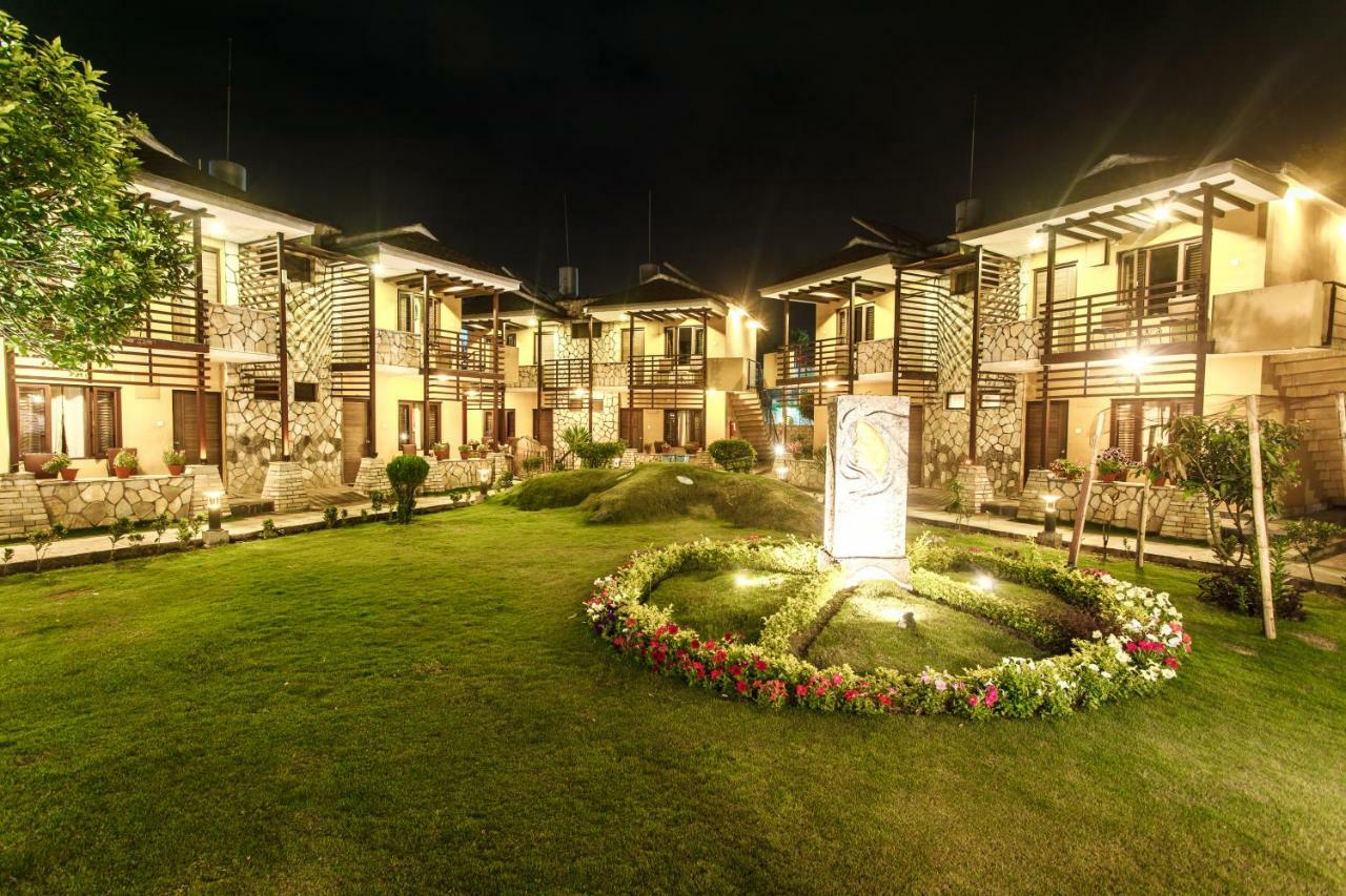 The Lakeside Retreat Resort & Spa By Best Resort Nepal Pokhara Bagian luar foto