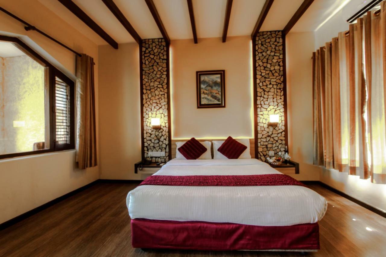 The Lakeside Retreat Resort & Spa By Best Resort Nepal Pokhara Bagian luar foto