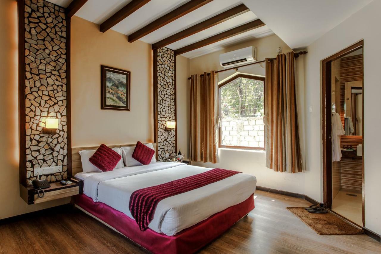 The Lakeside Retreat Resort & Spa By Best Resort Nepal Pokhara Bagian luar foto